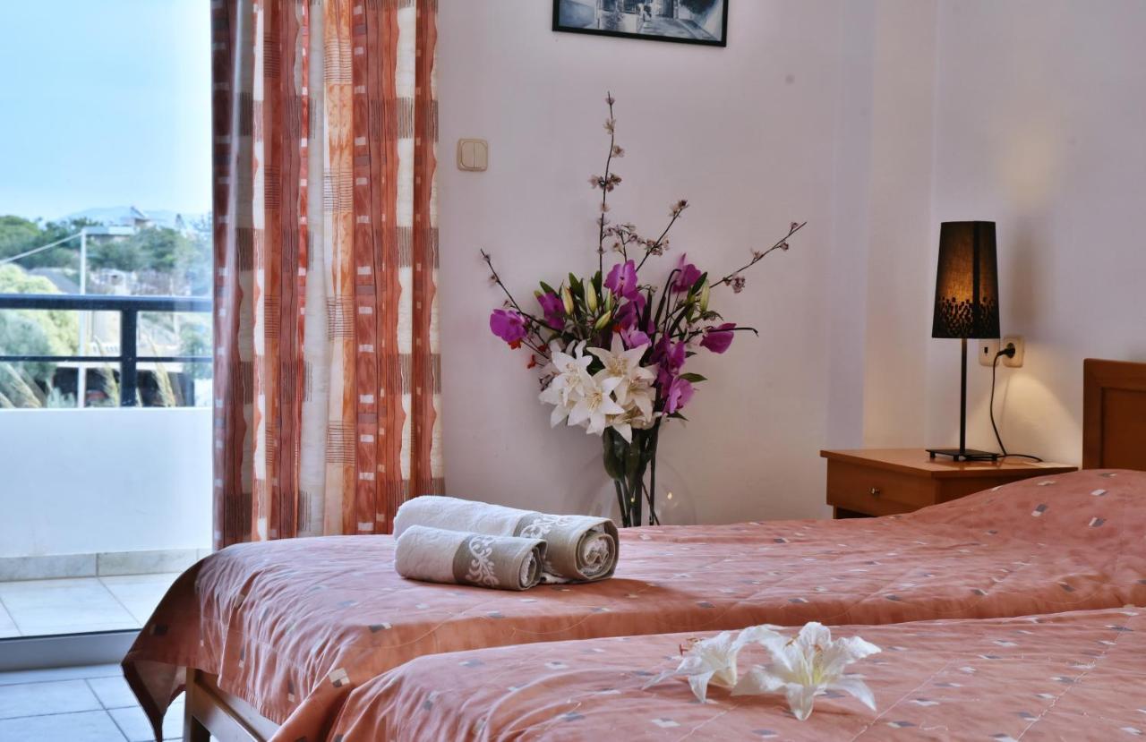 Nirevel Apartments Gúvesz Kültér fotó
